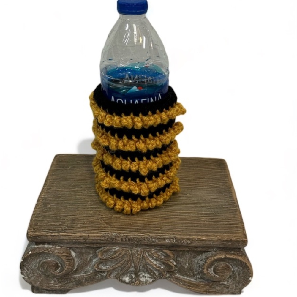 Crochet Coozie Black And Gold Handmade Handcrafted Koozie NEW